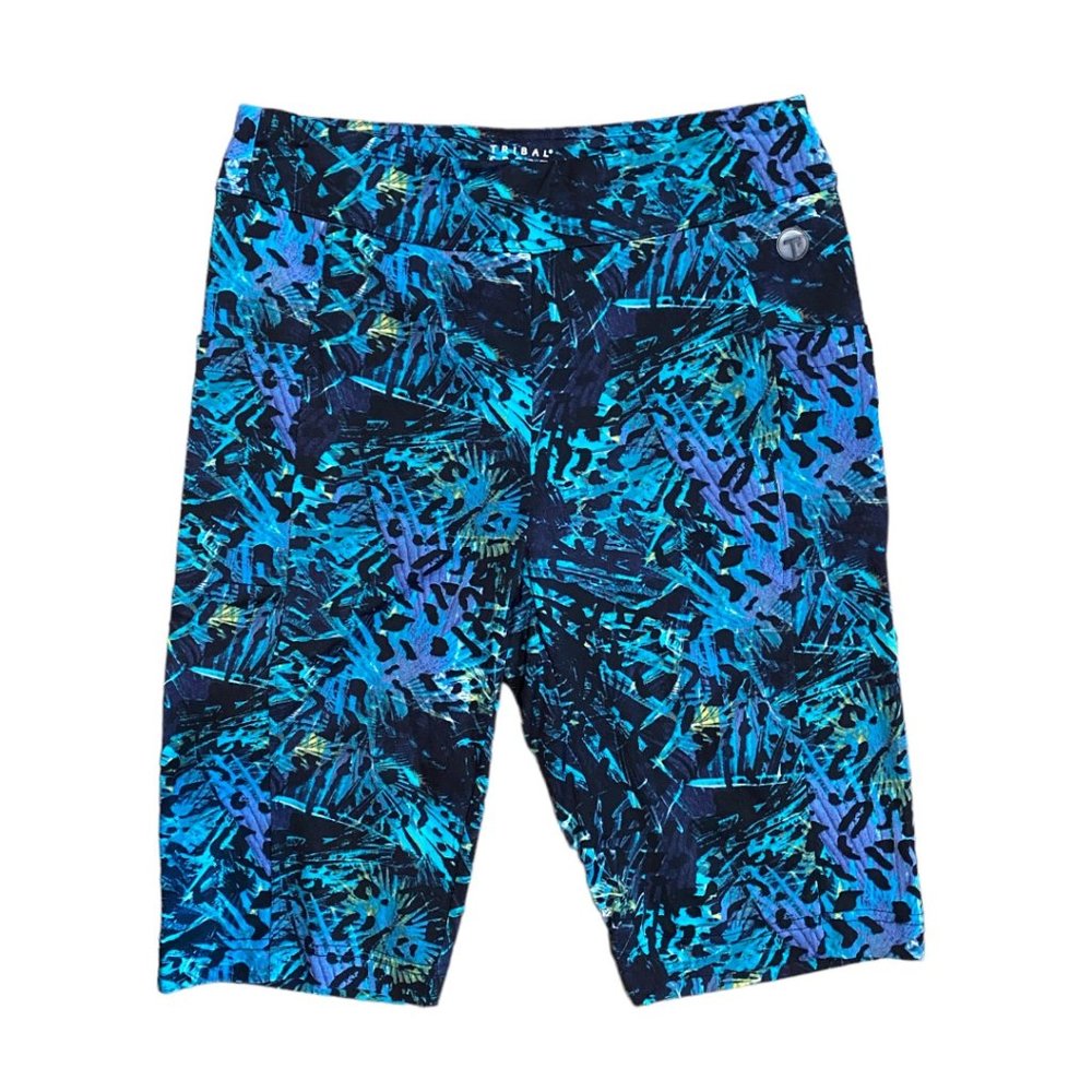 Tribal Shorts NWT